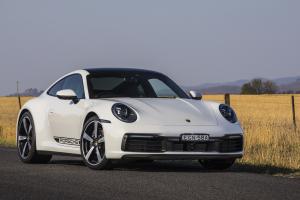 2020 Porsche 911 Carrera